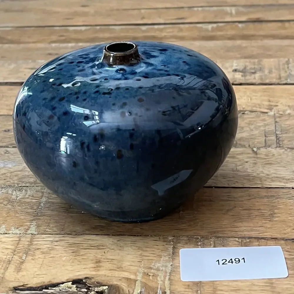 Stoneware Bud Vase 3.5